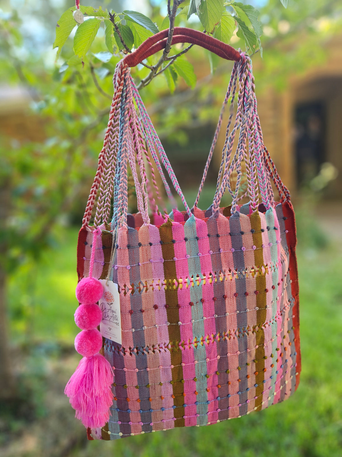 Handwoven Tote Bag with Colgante